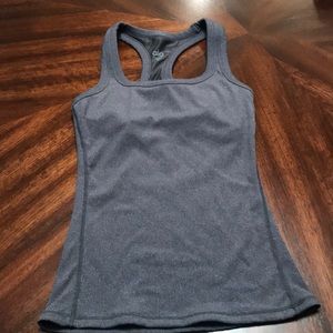 Alo tank top